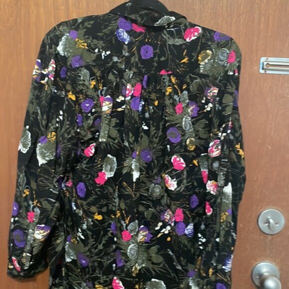 Vintage Ever Blue Floral Button Front Shirt - Picture 7 of 7